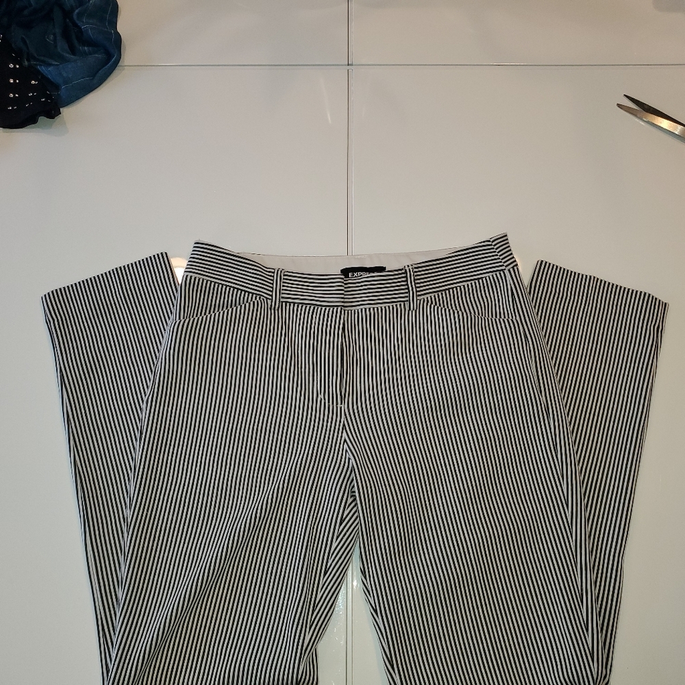 Express Stretch Charcoal/White Pinstripe Pants